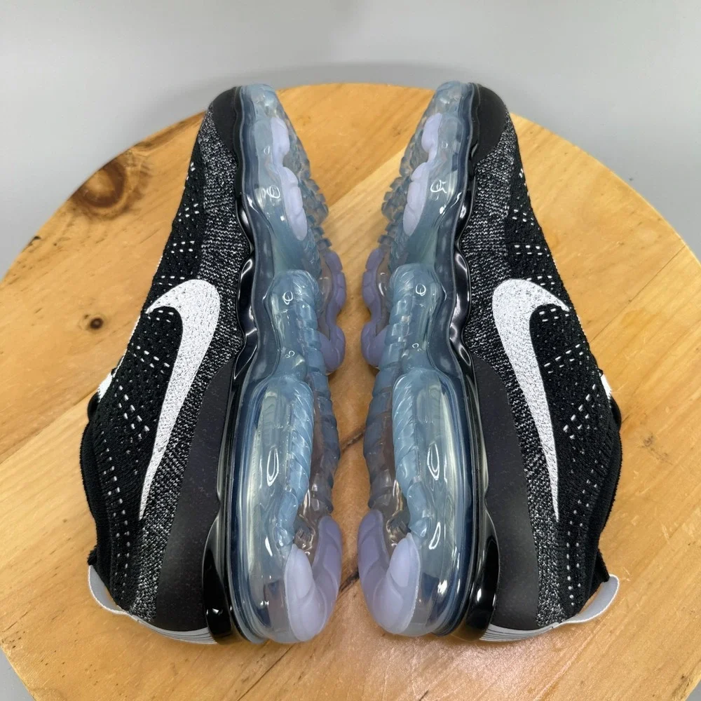 Nike‎ Air Vapormax 2023 FK Mens Size 12 Shoes Flyknit Oreo Black White Blue Tint